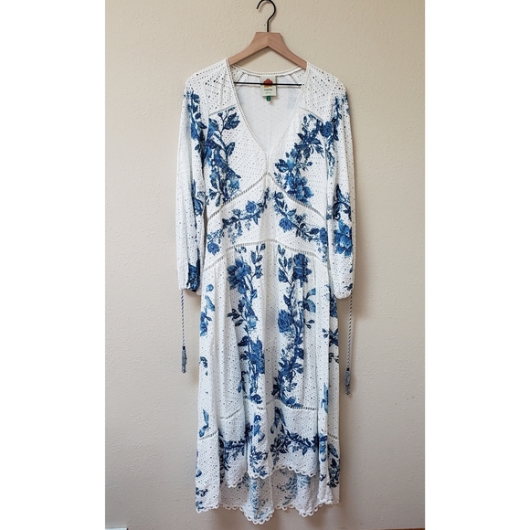 FARM Rio Dresses & Skirts - FARM Rio Arara Floral Maxi Dress Anthropologie